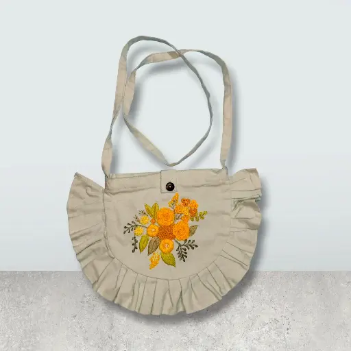 White Shoulder Bag || Hand Made